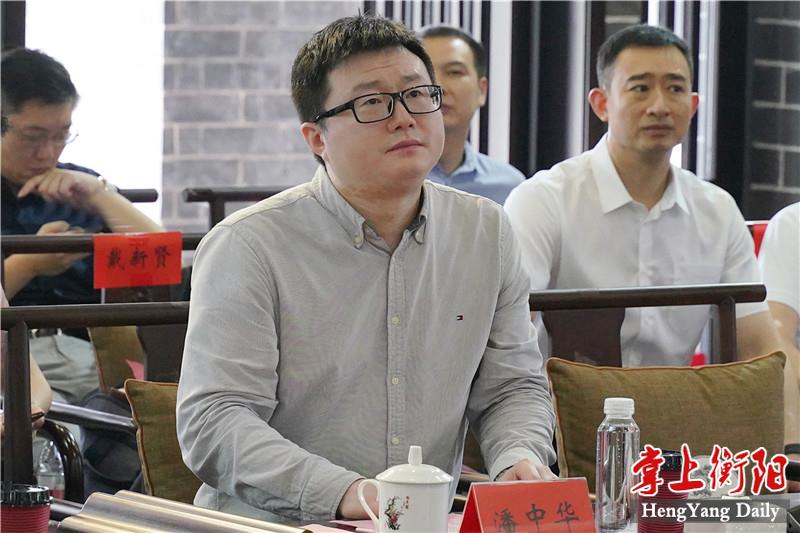 中电朝云投资管理有限公司执行董事兼总经理 潘中华